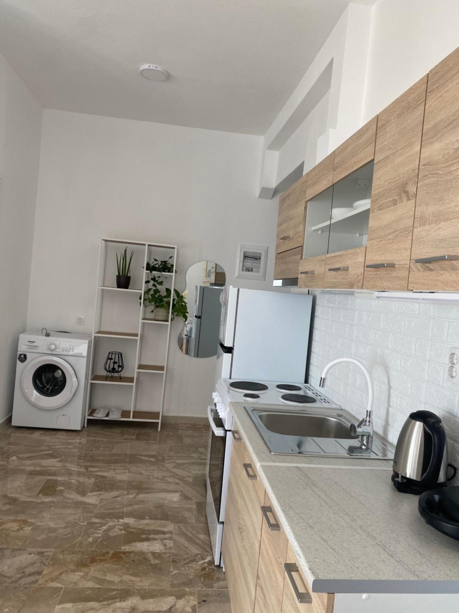 Avra Sfakia Apartments Khóra Sfakíon Buitenkant foto