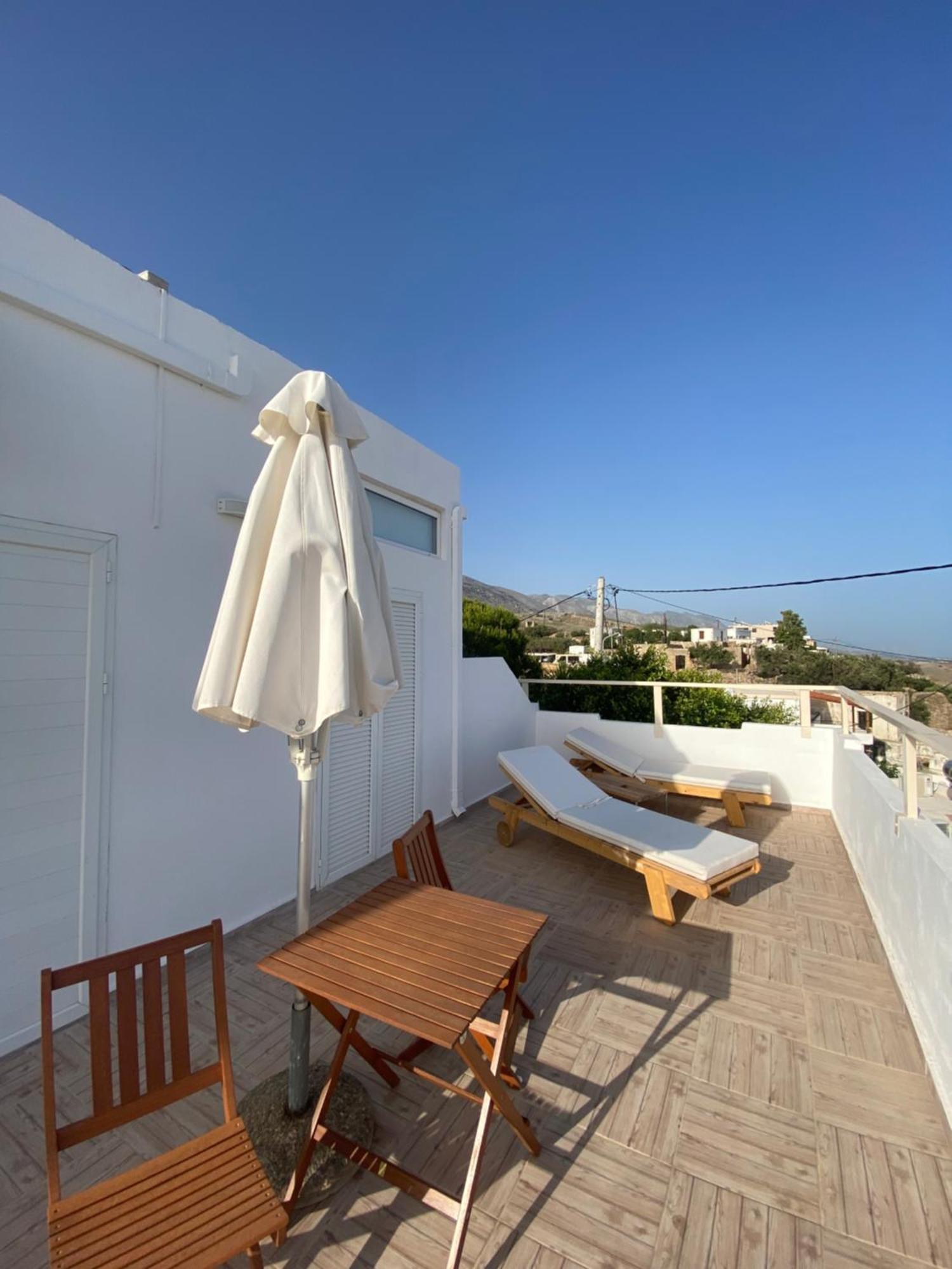 Avra Sfakia Apartments Khóra Sfakíon Buitenkant foto